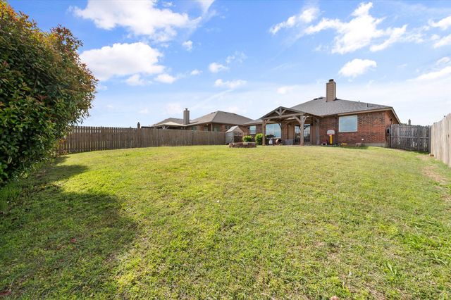9224 Diane Drive, White Settlement, TX 76108