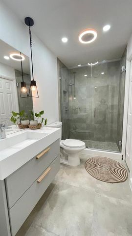 15210 SW 48th Ter G-83, Miami, FL 33185