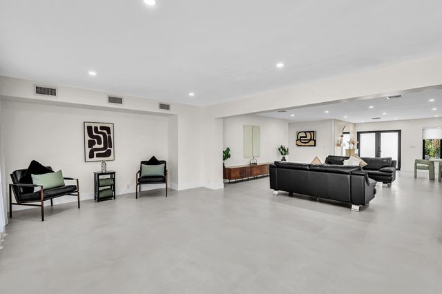 3111 N 52nd Avenue, Hollywood, FL 33021