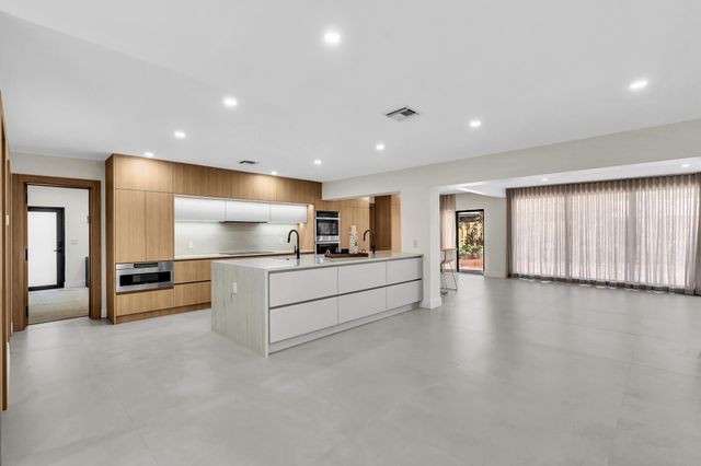 3111 N 52nd Avenue, Hollywood, FL 33021