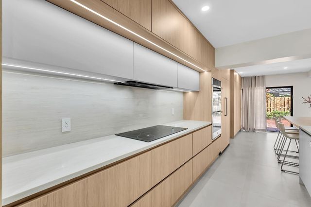 3111 N 52nd Avenue, Hollywood, FL 33021