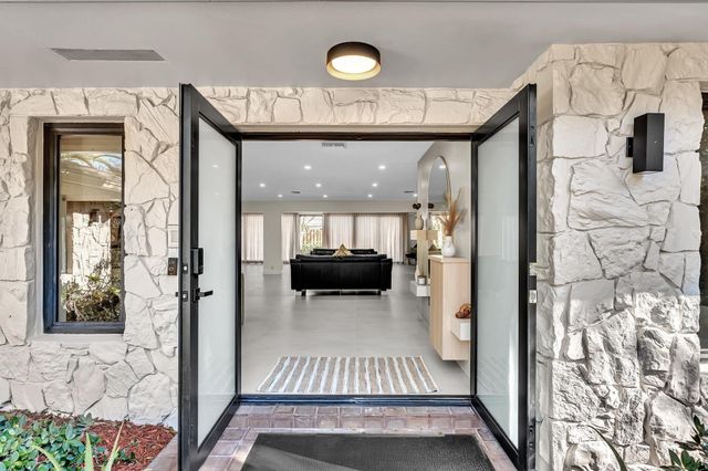 3111 N 52nd Avenue, Hollywood, FL 33021