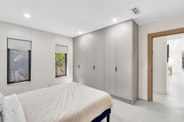 3111 N 52nd Avenue, Hollywood, FL 33021