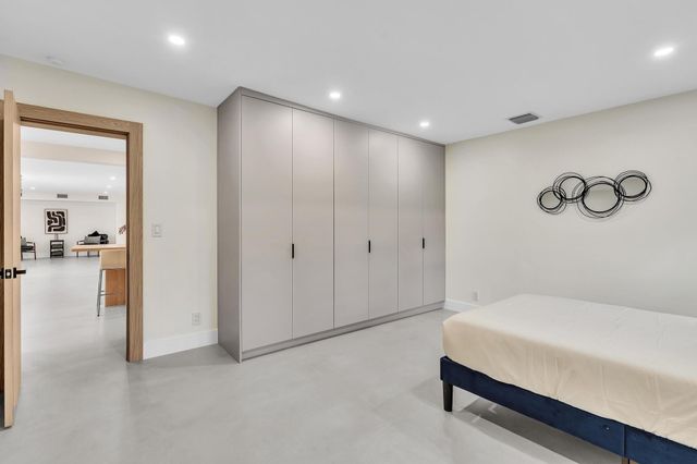 3111 N 52nd Avenue, Hollywood, FL 33021