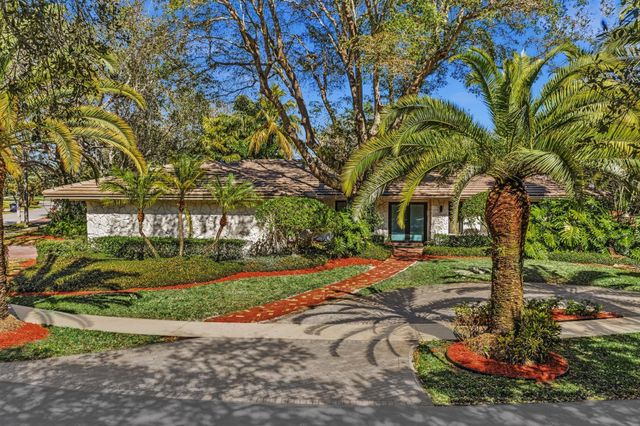 3111 N 52nd Avenue, Hollywood, FL 33021