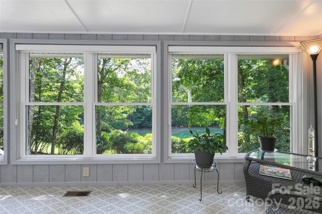 222 Sedi Lane, Brevard, NC 28712
