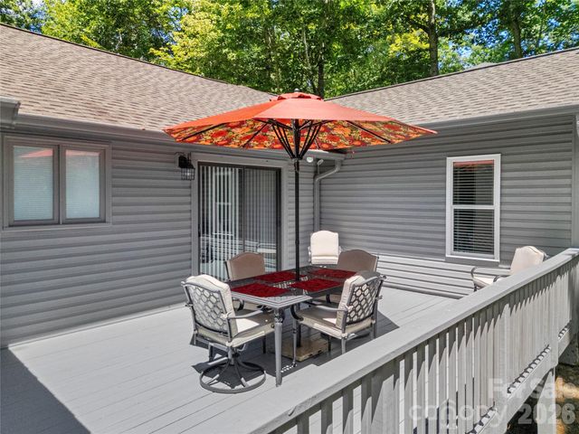 222 Sedi Lane, Brevard, NC 28712