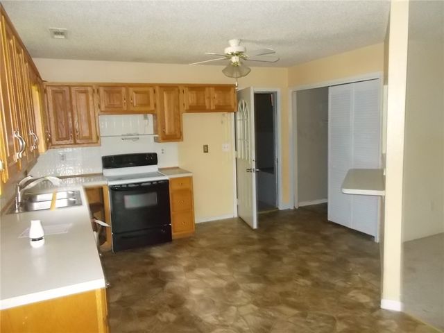13442 Mimosa Lane, Fayetteville, AR 72704