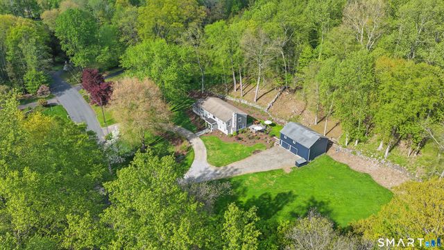 223 Mistywood Lane, Fairfield, CT 06824