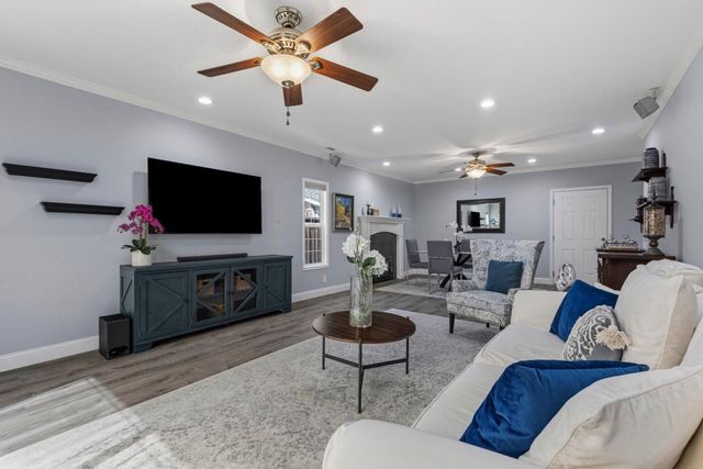 6289 Gunter Way, San Jose, CA 95123