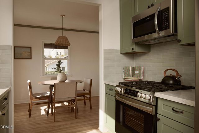 1434 Mcduff Street, Los Angeles, CA 90026