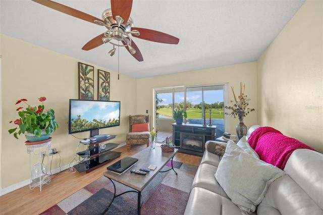 7193 W COUNTRY CLUB DRIVE N 237, Sarasota, FL 34243