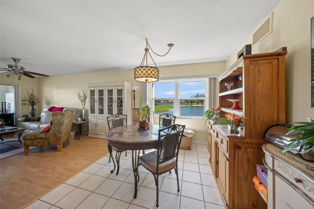 7193 W COUNTRY CLUB DRIVE N 237, Sarasota, FL 34243