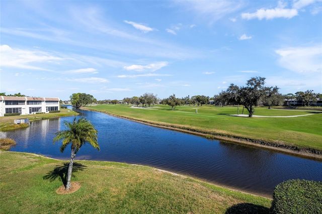 7193 W COUNTRY CLUB DRIVE N 237, Sarasota, FL 34243