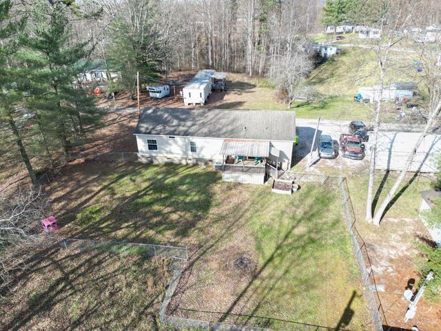 107 Ravenwood Estates, London, KY 40741