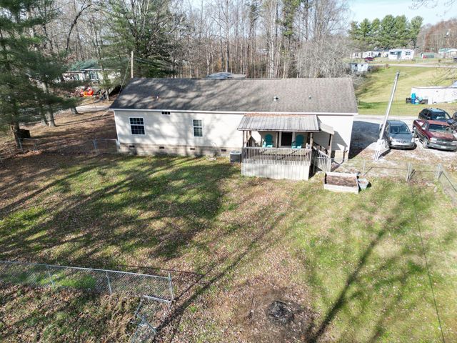 107 Ravenwood Estates, London, KY 40741