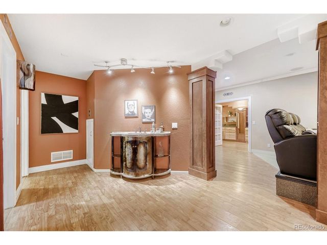 3020 S Newcombe Way, Lakewood, CO 80227