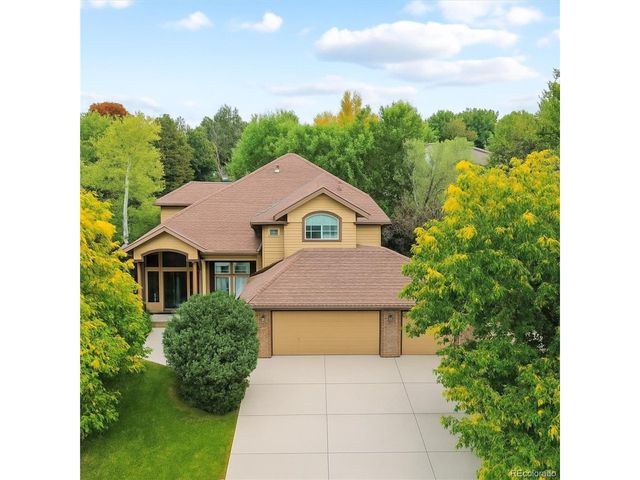 3020 S Newcombe Way, Lakewood, CO 80227