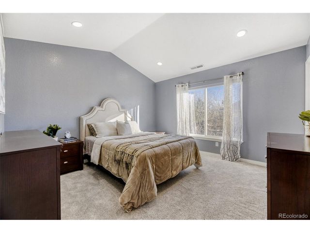 3020 S Newcombe Way, Lakewood, CO 80227