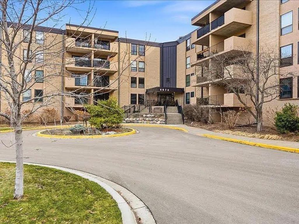 6670 Vernon Avenue S 106, Edina, MN 55436 — exterior