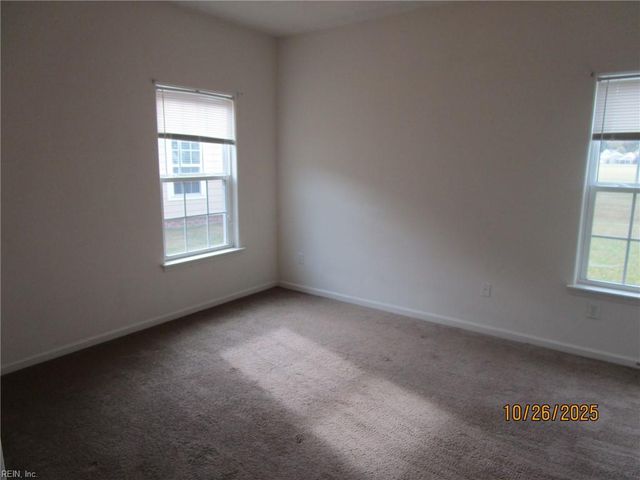 5073 Kings Grant CIR, Suffolk, VA 23434