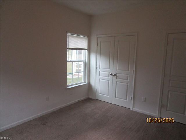 5073 Kings Grant CIR, Suffolk, VA 23434
