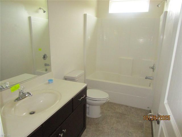 5073 Kings Grant CIR, Suffolk, VA 23434