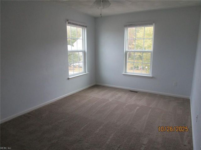 5073 Kings Grant CIR, Suffolk, VA 23434
