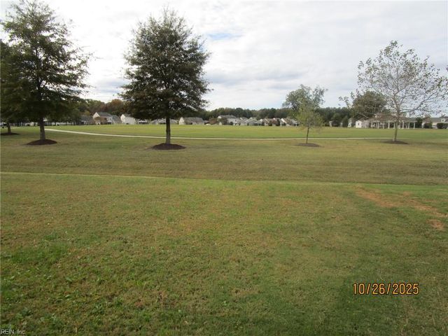 5073 Kings Grant CIR, Suffolk, VA 23434