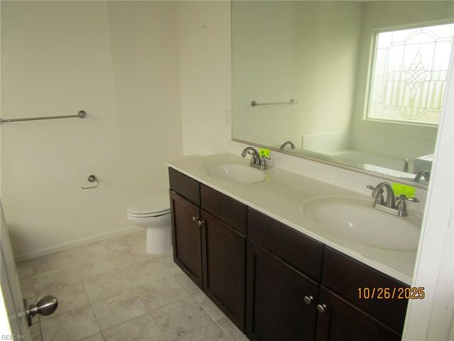 5073 Kings Grant CIR, Suffolk, VA 23434