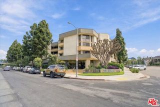 750 S Spaulding Avenue 107, Los Angeles, CA 90036