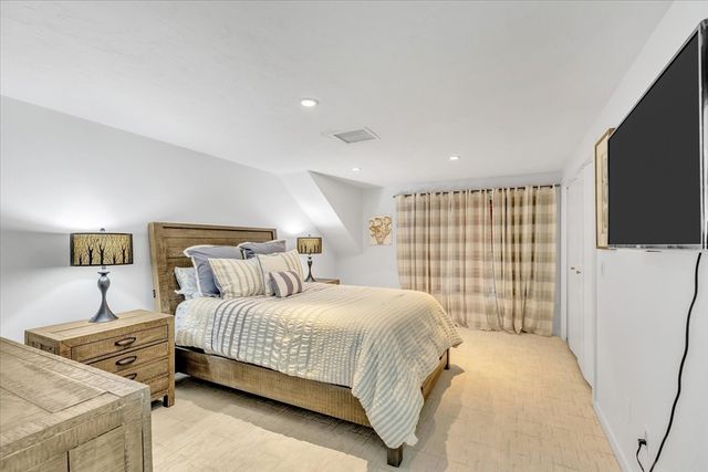 50 Topping Lift, Mashpee, MA 02649