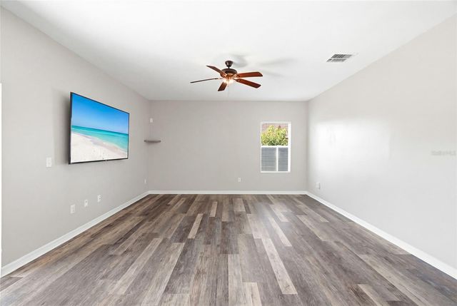 909 MEADOW GLADE DRIVE, Ruskin, FL 33570