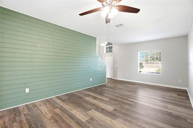 909 MEADOW GLADE DRIVE, Ruskin, FL 33570