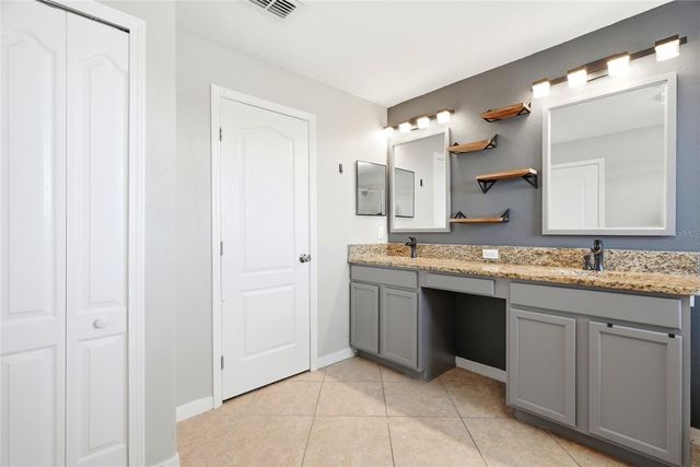 909 MEADOW GLADE DRIVE, Ruskin, FL 33570