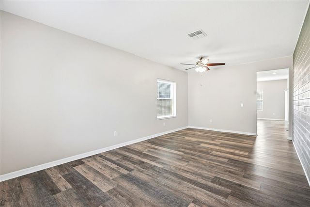 909 MEADOW GLADE DRIVE, Ruskin, FL 33570