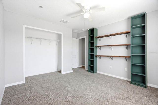 909 MEADOW GLADE DRIVE, Ruskin, FL 33570