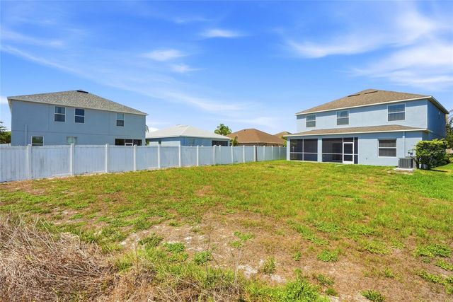 909 MEADOW GLADE DRIVE, Ruskin, FL 33570
