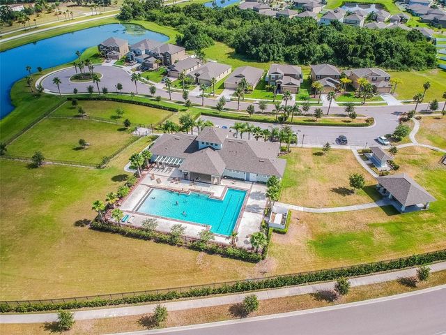 909 MEADOW GLADE DRIVE, Ruskin, FL 33570