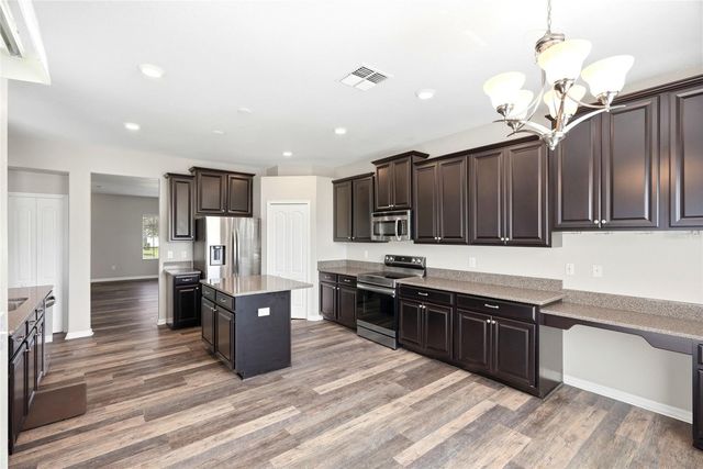 909 MEADOW GLADE DRIVE, Ruskin, FL 33570