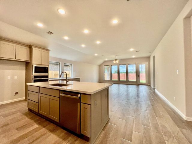 1351 Park Path Drive, Missouri City, TX 77459