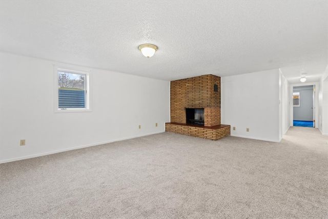 2422 Miles, Billings, MT 59102