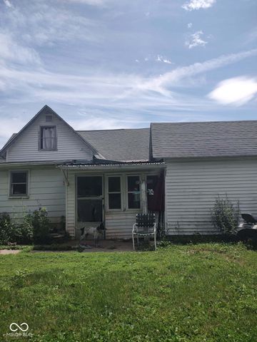 406 N Walnut Street, Carthage, IN 46115