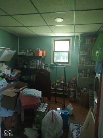 406 N Walnut Street, Carthage, IN 46115