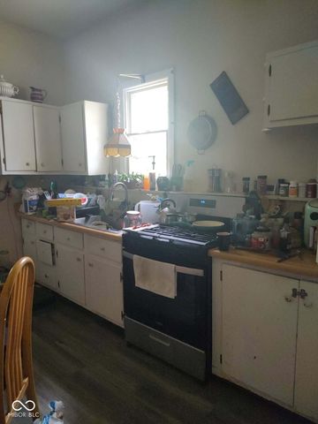 406 N Walnut Street, Carthage, IN 46115