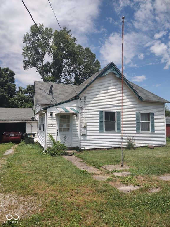 406 N Walnut Street, Carthage, IN 46115