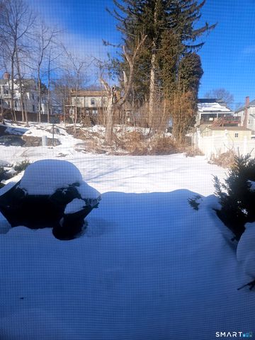 275 Winthrop Street, New Britain, CT 06052