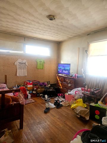 275 Winthrop Street, New Britain, CT 06052