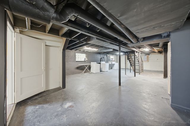 10416 S Sangamon Street, Chicago, IL 60643