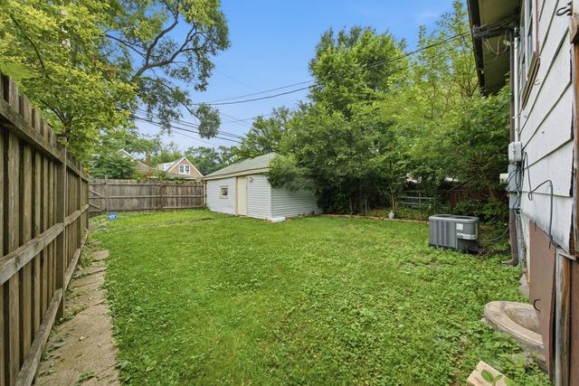 10416 S Sangamon Street, Chicago, IL 60643